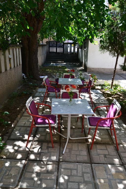 Get Inn Skopje Hostel Εξωτερικό φωτογραφία